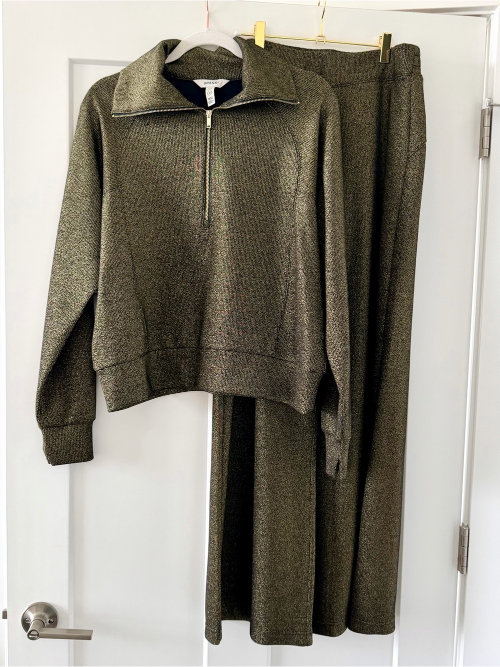 SPANX AirEssentials Half Zip & Wide Leg Pant with Gold Shimmer Set Size Medium